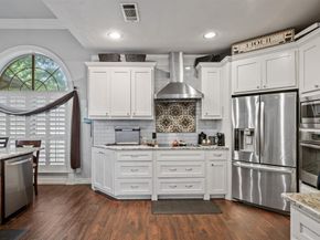 6705  Mt Vernon Court , Arlington Texas 76017