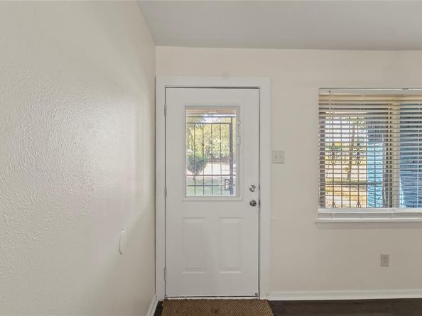 7904  Silverdale Drive , Dallas Texas 75232