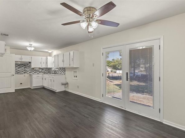 7904  Silverdale Drive , Dallas Texas 75232