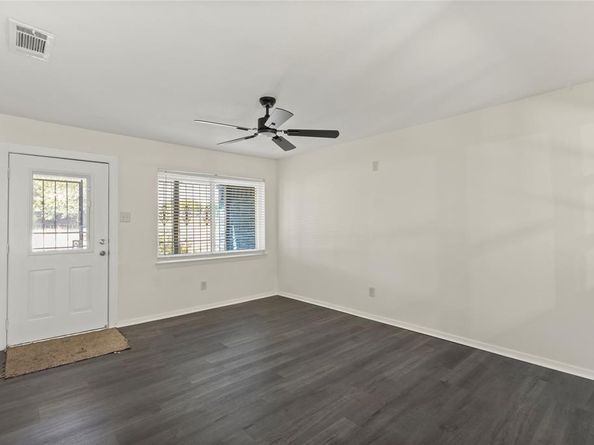 7904  Silverdale Drive , Dallas Texas 75232