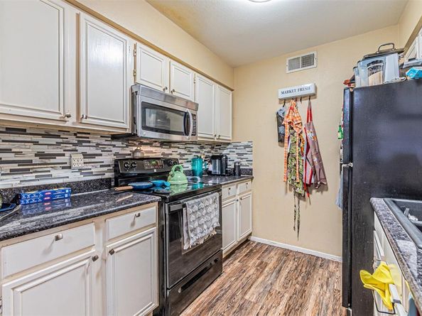 4419  Westminster Drive , Irving Texas 75038