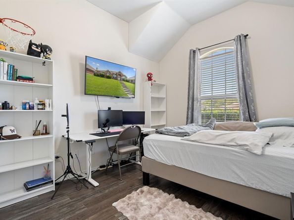 2124  Hickory Ridge Drive , Mesquite Texas 75181