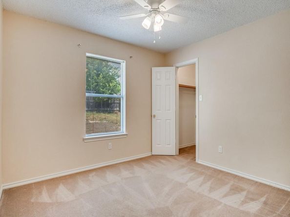 10820  Edgewater Drive , Benbrook Texas 76126