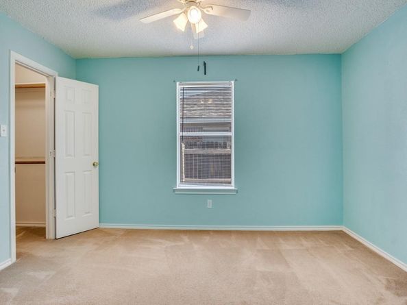 10820  Edgewater Drive , Benbrook Texas 76126