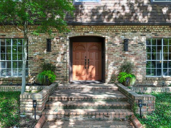 4165  Shady Valley Drive , Arlington Texas 76013