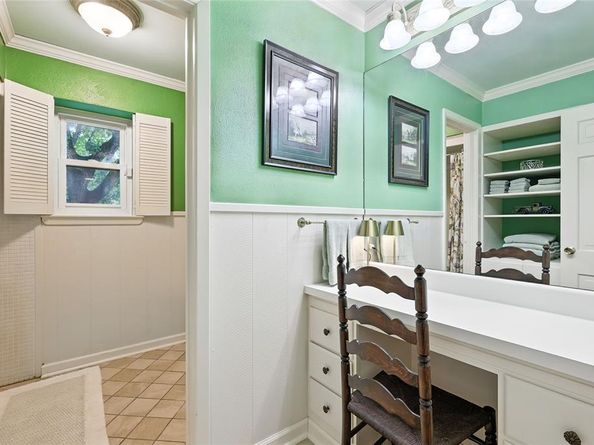 4165  Shady Valley Drive , Arlington Texas 76013