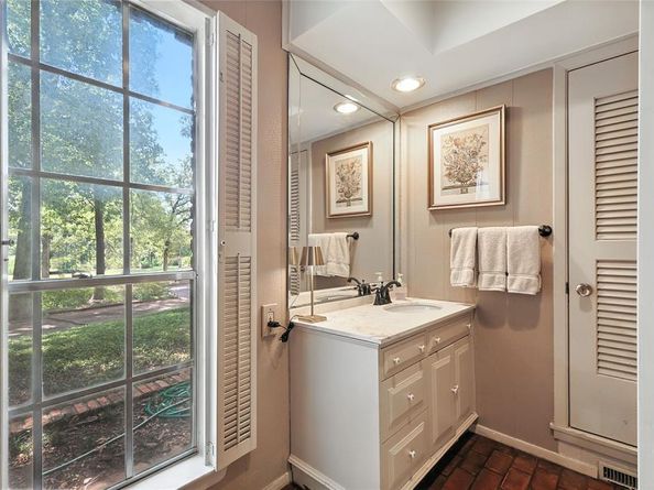 4165  Shady Valley Drive , Arlington Texas 76013
