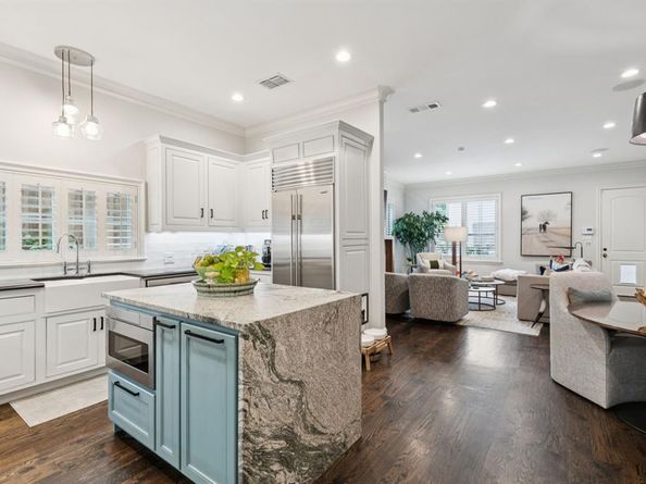 4142  Prescott Avenue , Dallas Texas 75219