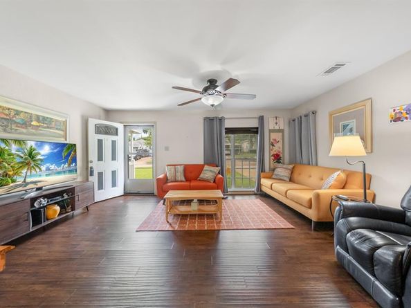 1501  Cedarcrest Drive , Garland Texas 75042