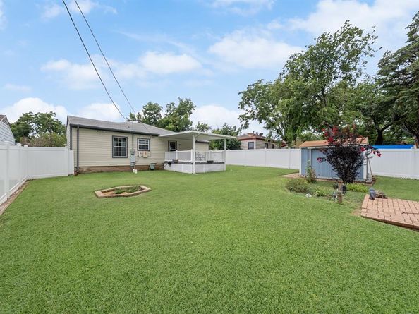 1501  Cedarcrest Drive , Garland Texas 75042