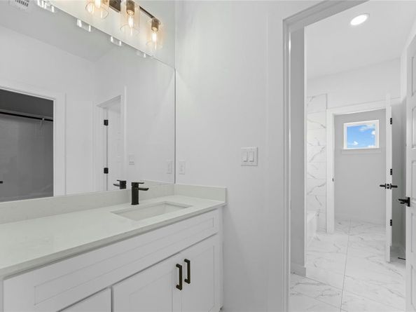 2121  Oak Haven Court , Garland Texas 75044