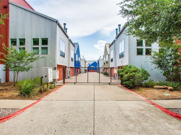 4213  Dickason Avenue  10, Dallas Texas 75219