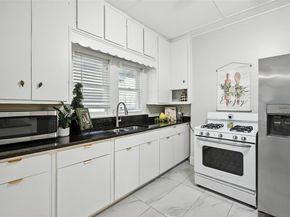 1704  Washington Avenue , Fort Worth Texas 76110