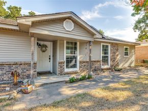 516  Lake Crest Parkway , Azle Texas 76020