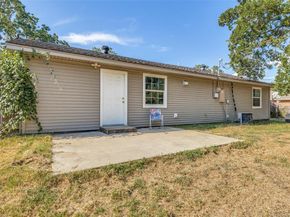 516  Lake Crest Parkway , Azle Texas 76020