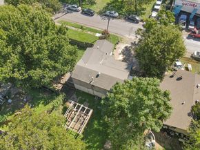 815  Viola Street , Dallas Texas 75203