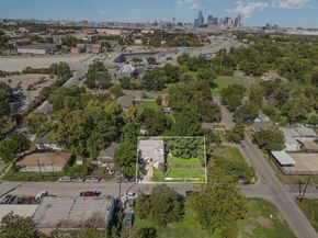 815  Viola Street , Dallas Texas 75203