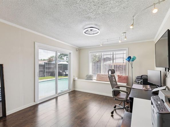 5305  Sagers Boulevard , The Colony Texas 75056