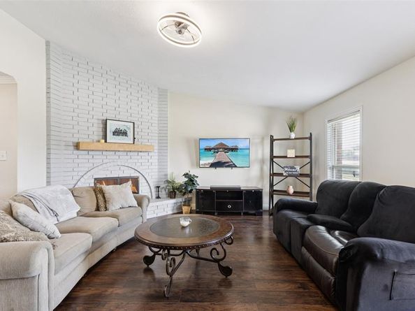 5305  Sagers Boulevard , The Colony Texas 75056