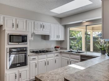 2214  Sam Houston Drive 