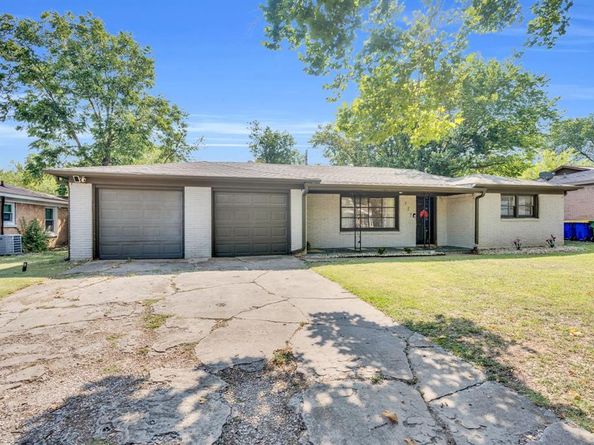 717  June Drive , White Settlement Texas 76108