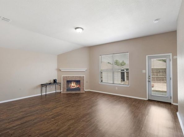 1225  Mountain Air Trail , Fort Worth Texas 76131