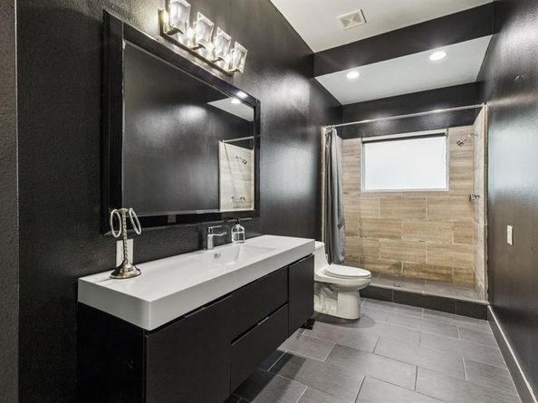 817 N Shore Drive , Highland Village Texas 75077