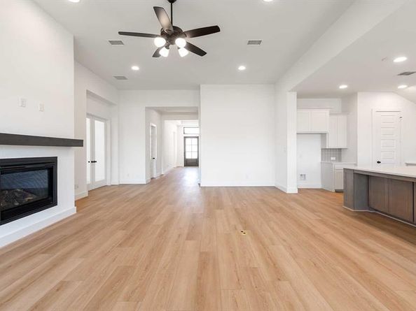 7345  Saker Street , Fort Worth Texas 76179