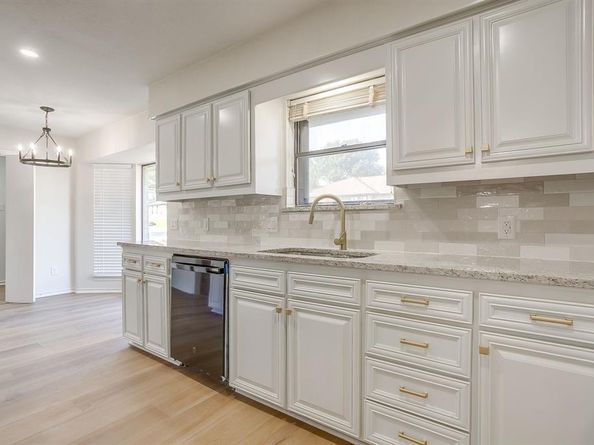 4733  Cinnamon Hill Drive , Fort Worth Texas 76133