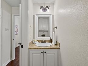 5843  Lake Point Drive , Arlington Texas 76016