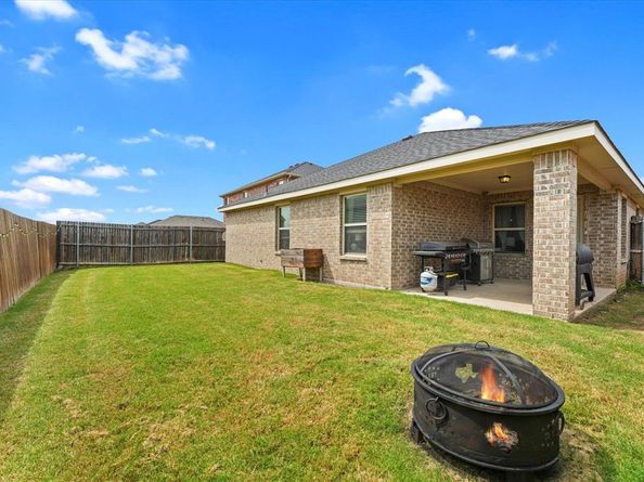 1032  Decker Drive , Fate Texas 75189