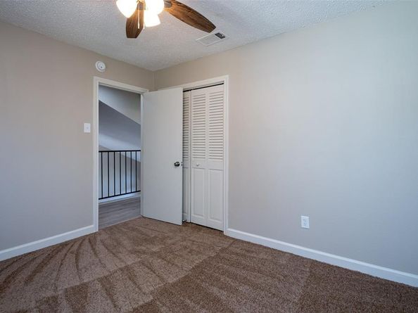 2118  Windy Drive , Garland Texas 75044