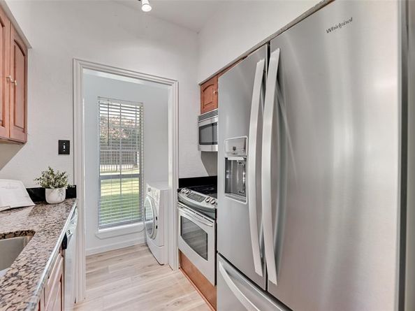 4067  Beltway Drive  101, Addison Texas 75001