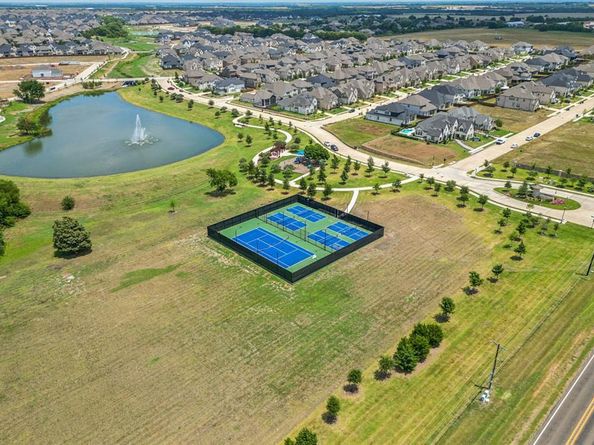 2636  Warm Springs Lane , Celina Texas 75009