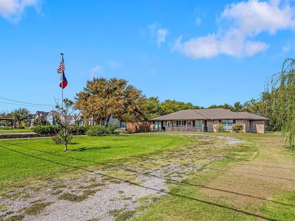 3713  Hickox Road , Rowlett Texas 75089