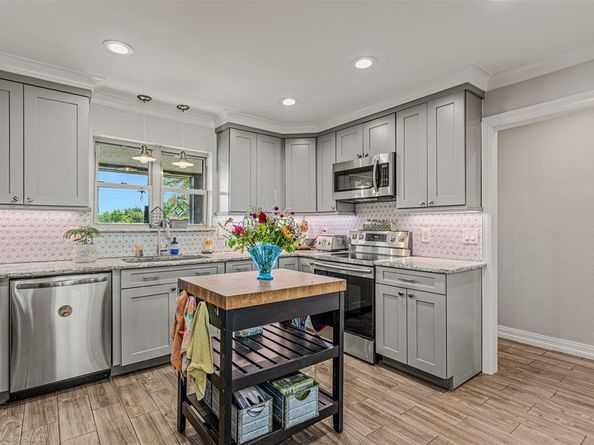 3713  Hickox Road , Rowlett Texas 75089
