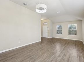 804  Bahar Court , Arlington Texas 76010