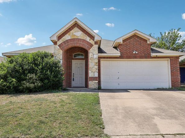 804  Bahar Court , Arlington Texas 76010