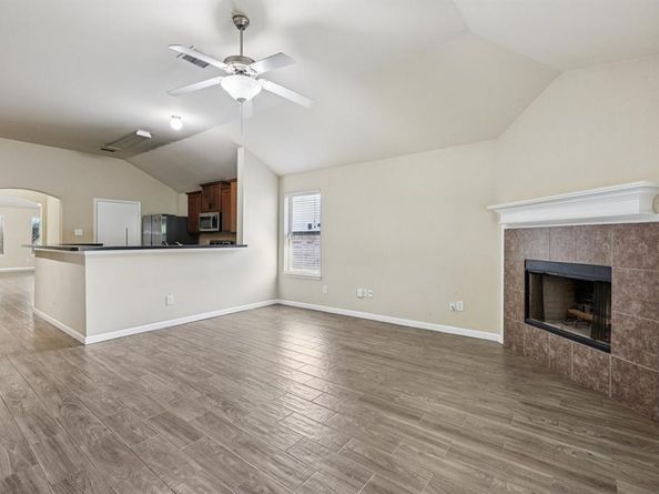 804  Bahar Court , Arlington Texas 76010
