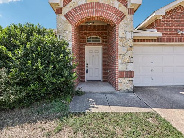 804  Bahar Court , Arlington Texas 76010