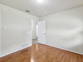 804  Bahar Court , Arlington Texas 76010