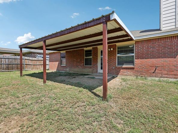 804  Bahar Court , Arlington Texas 76010