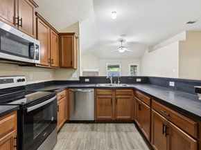 804  Bahar Court , Arlington Texas 76010