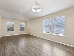 804  Bahar Court , Arlington Texas 76010