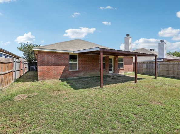 804  Bahar Court , Arlington Texas 76010