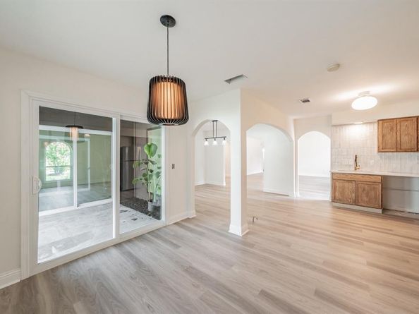 1946  Chesham Drive , Carrollton Texas 75007