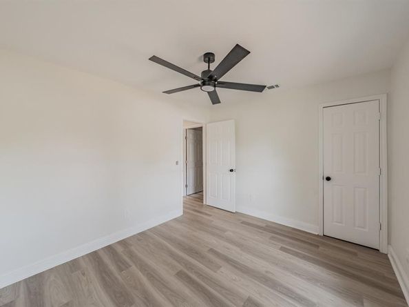 1946  Chesham Drive , Carrollton Texas 75007