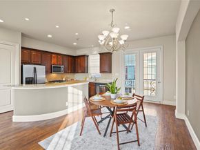 6748  Plaza Via  , Irving Texas 75039