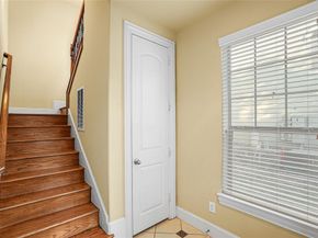 6748  Plaza Viaduct , Irving Texas 75039
