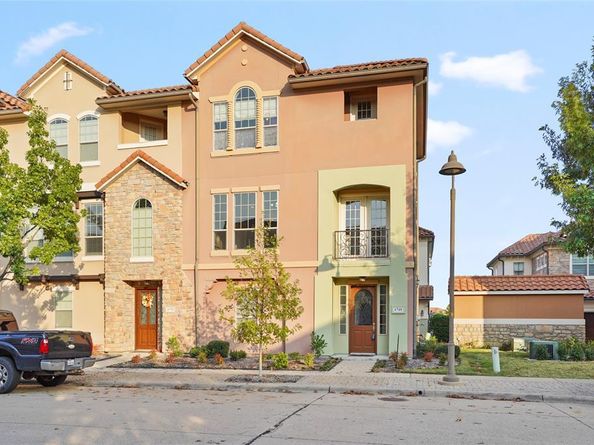 6748  Plaza Via  , Irving Texas 75039